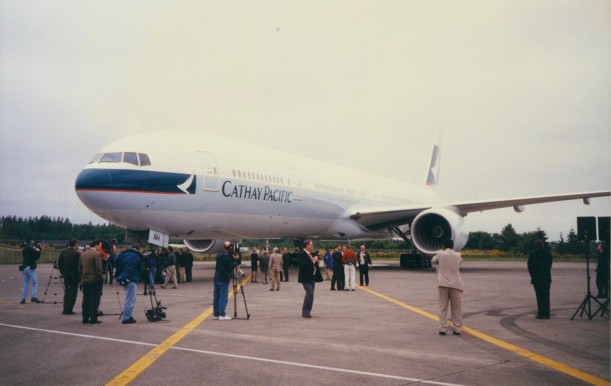 Why Wasn't The Boeing 777-300 Popular?