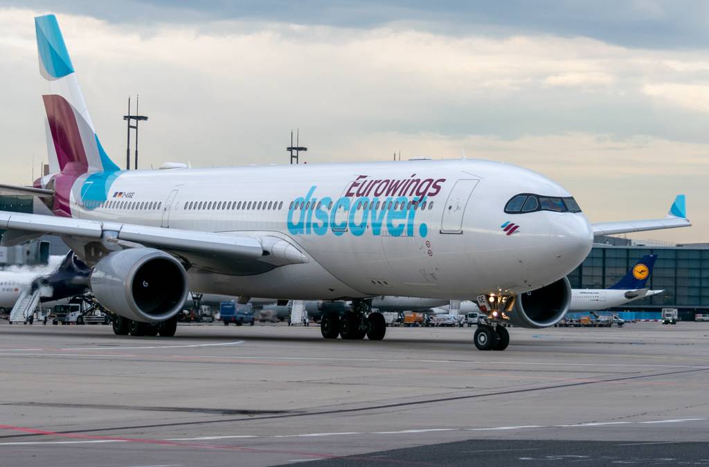 Bad Weather Prompts Inaugural Dusseldorf Eurowings Discover Flight