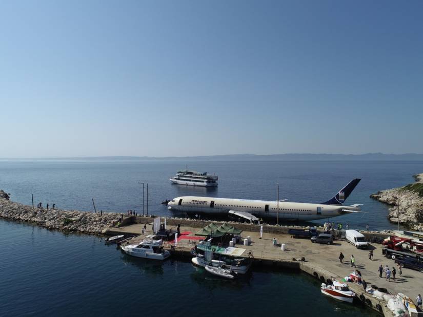 In Photos: How An Airbus A330 Was Turned Into An Ocean Reef
