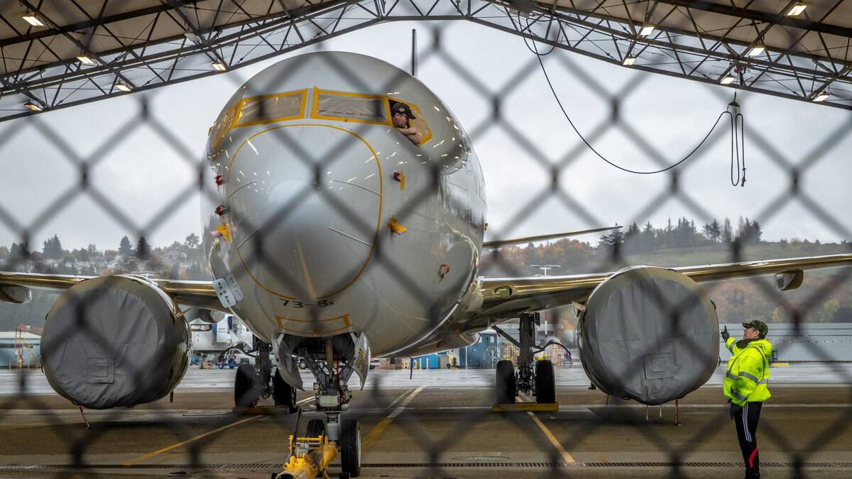 Possible Switch Failures Prompt Inspections Of Boeing 737s Worldwide
