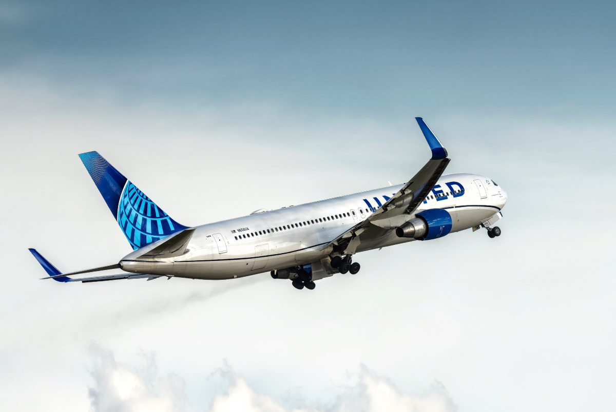 United Airlines Now Allows Passengers To Pre-Order Food And Drinks