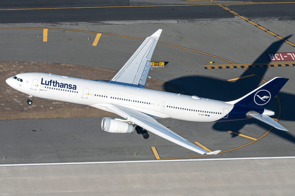 St. Louis International Airport Celebrates One Year Of Lufthansa Flights