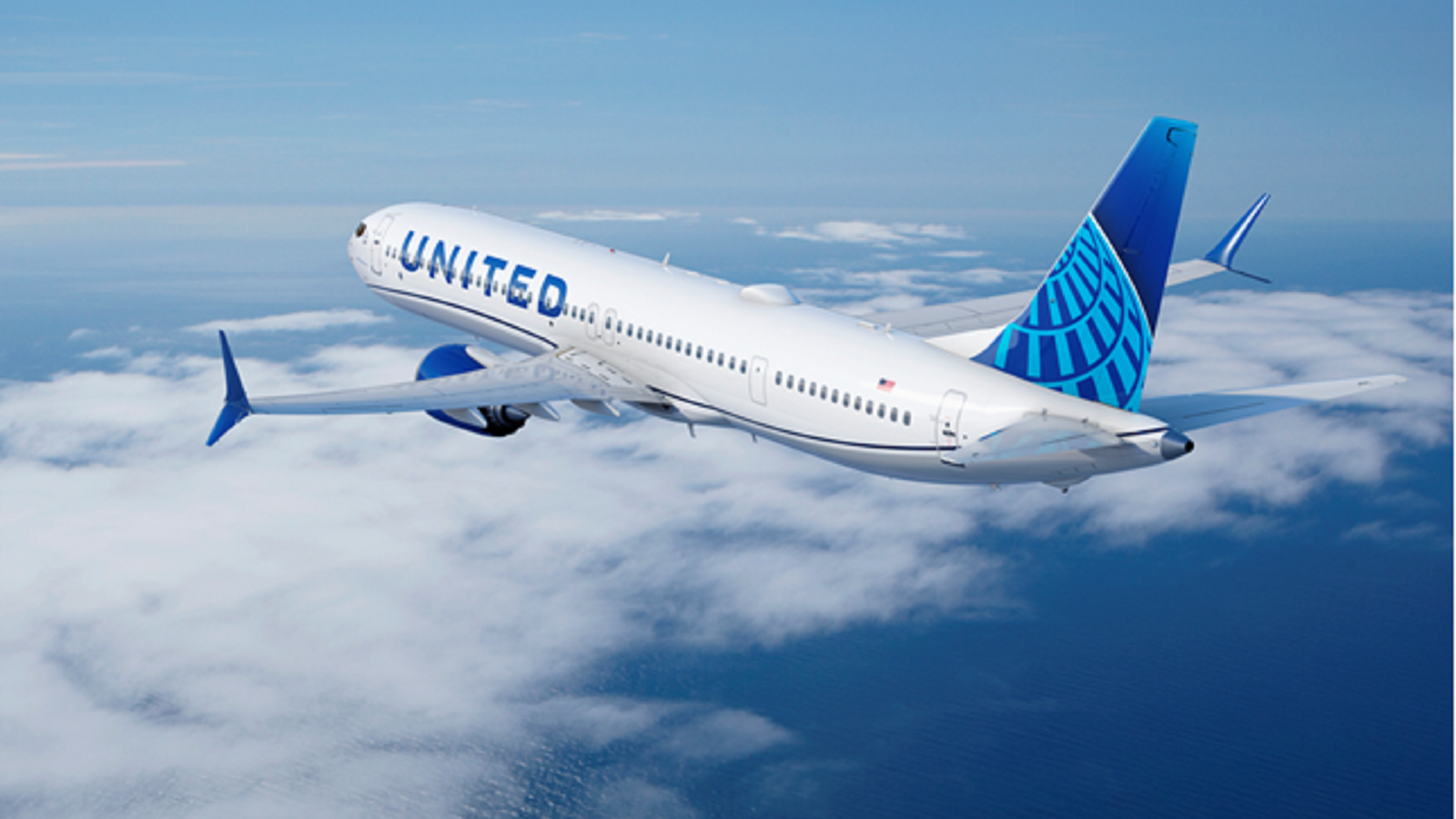 United Launches Unique 737 MAX Route To Remote Portuguese Island