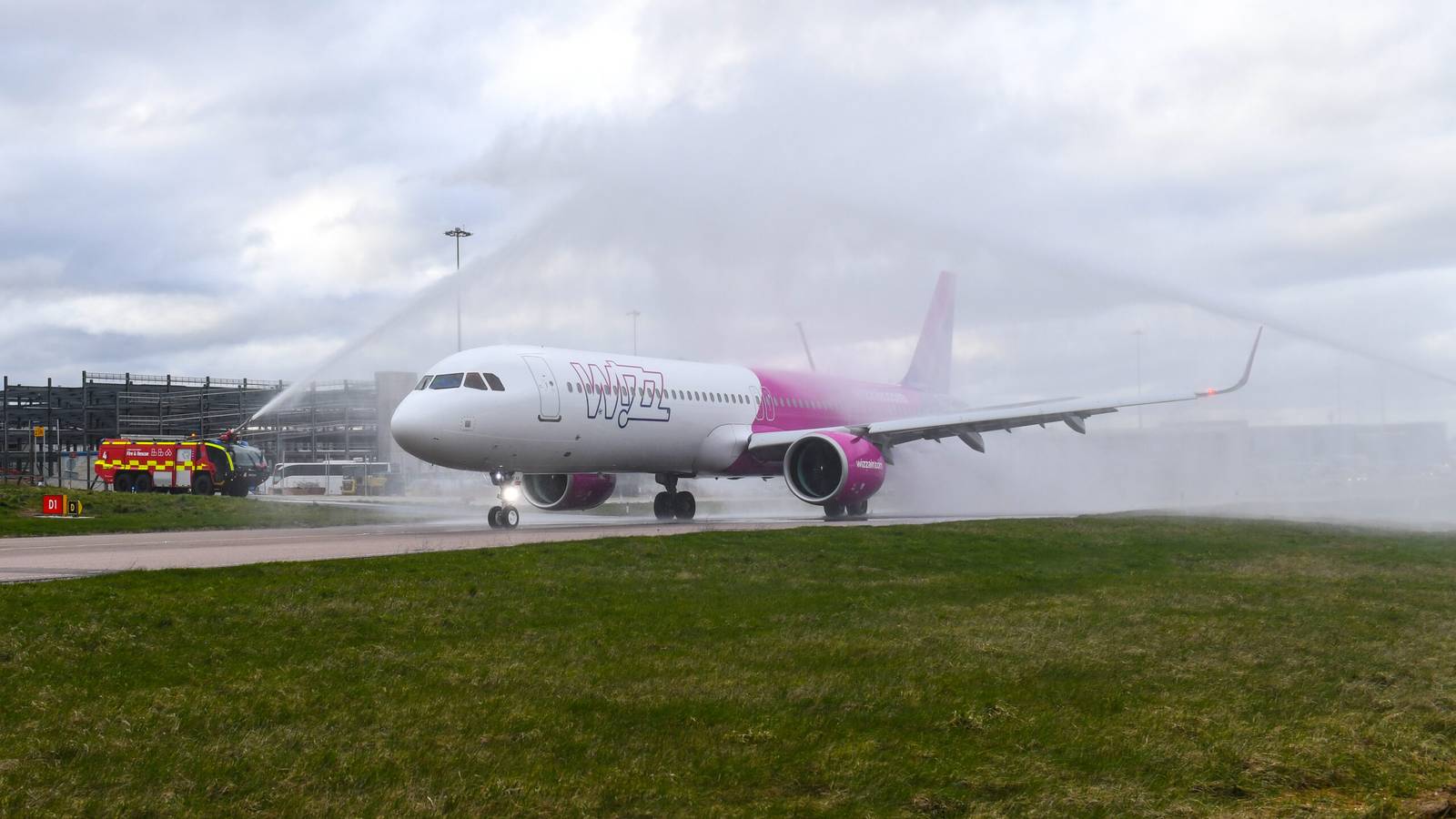 How Wizz Air Became London Luton's Top Carrier