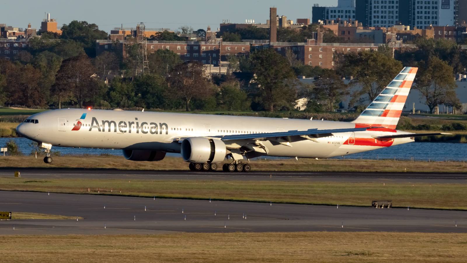 As Premium Travel Comes Back American Airlines Plots Flagship Lounge Reopening