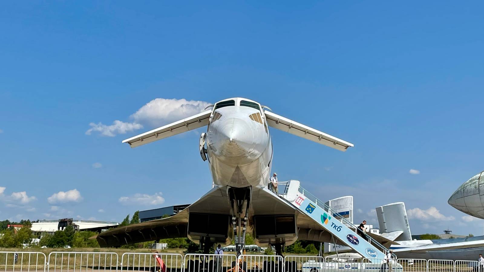 Interesting Features Of Russia's Concorde - The Tu-144