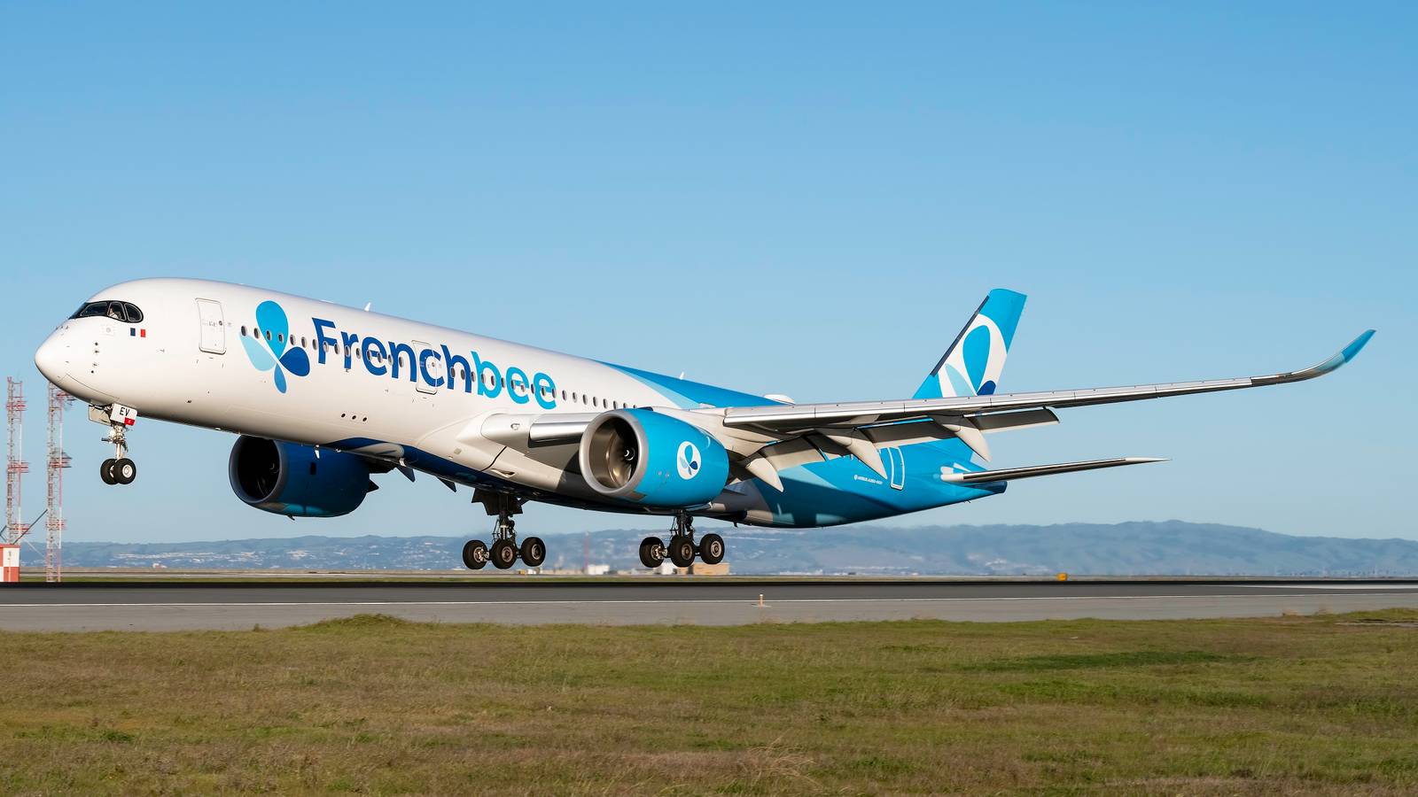 In Photos: How An Airbus A350 Is Built