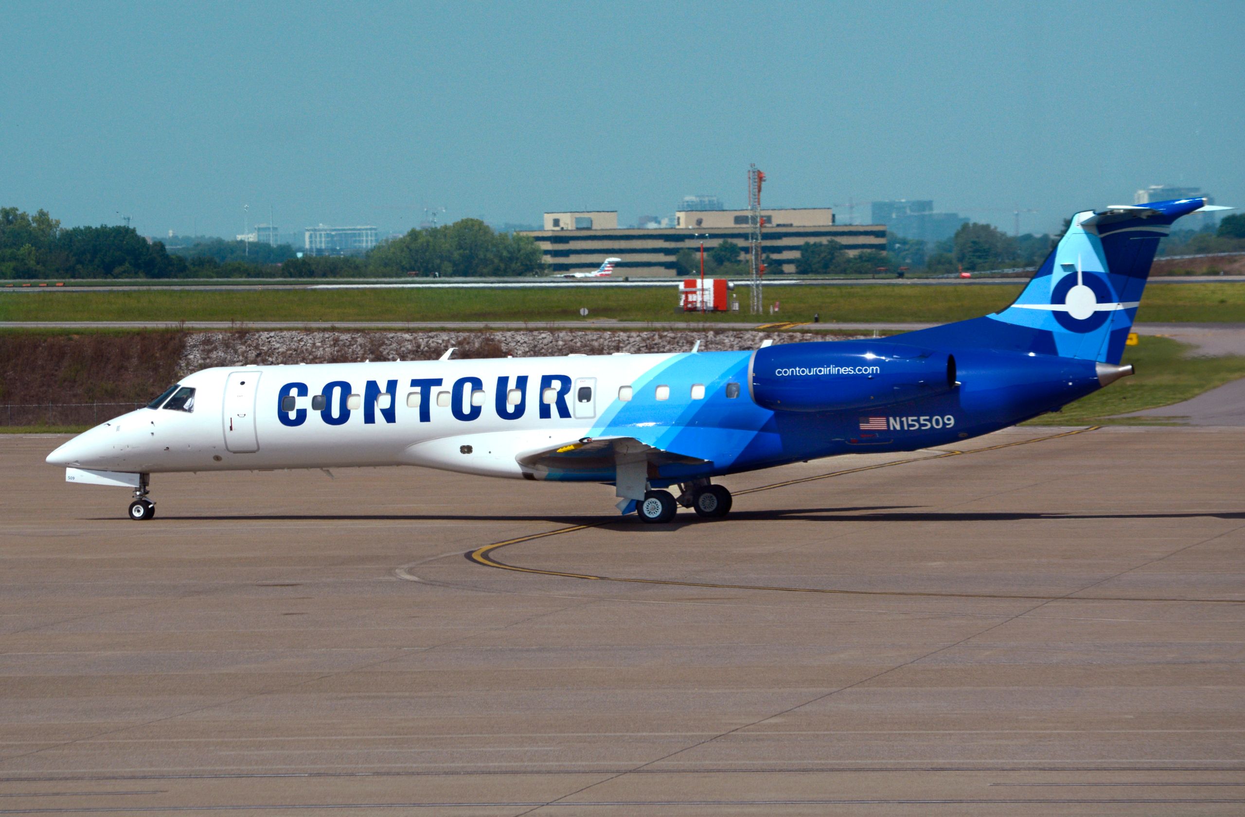 Small Is Sexy: Which Airlines Operate The Embraer ERJ135?