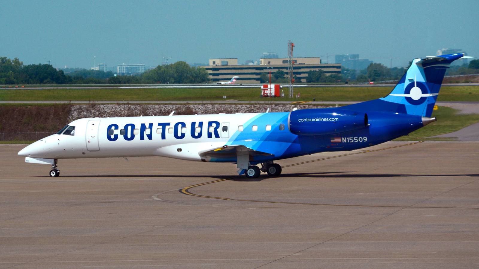 Small Is Sexy: Which Airlines Operate The Embraer ERJ135?