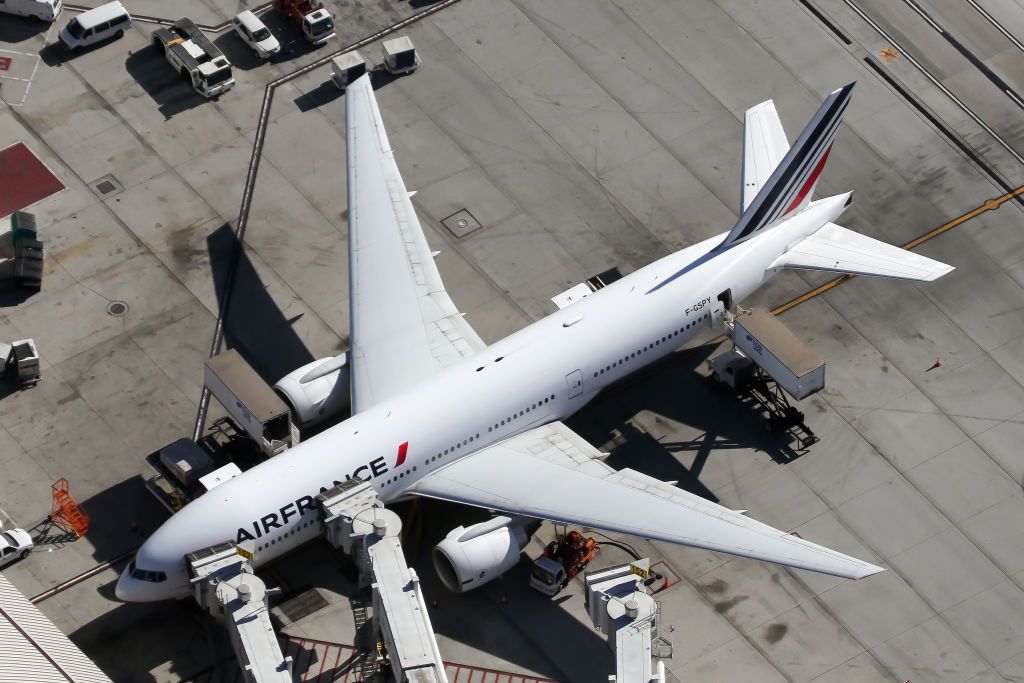 How An Air France 777 Strayed Too Close To A Volcano In 2015