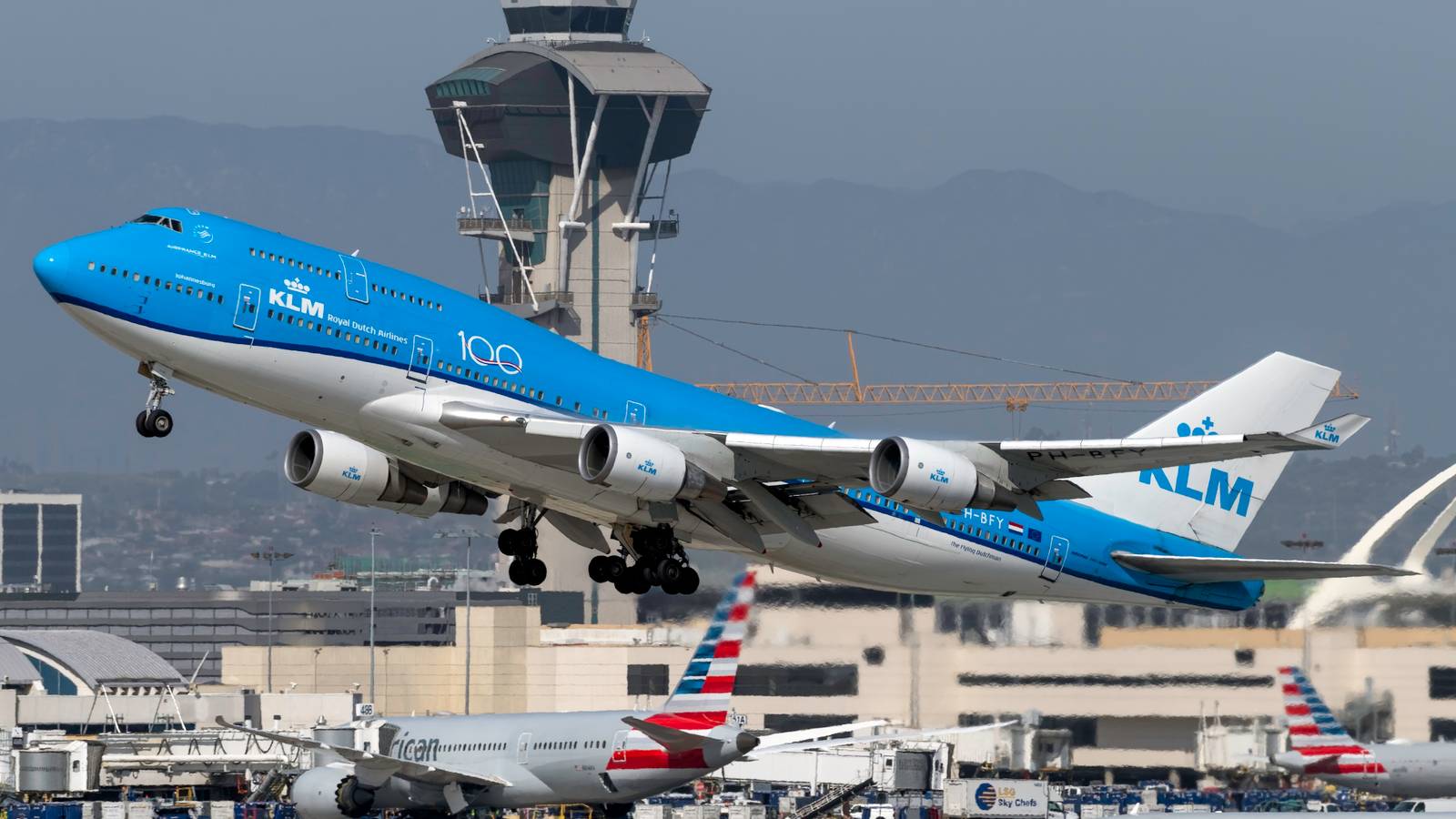 Why Did Combi Aircraft Fall Out Of Fashion?