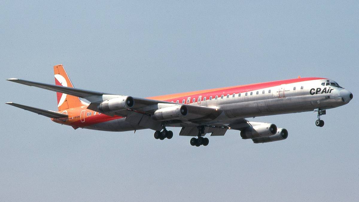 Close Call In Sydney: The Near Miss That Broke A CP Air DC-8 Tailfin In 1971
