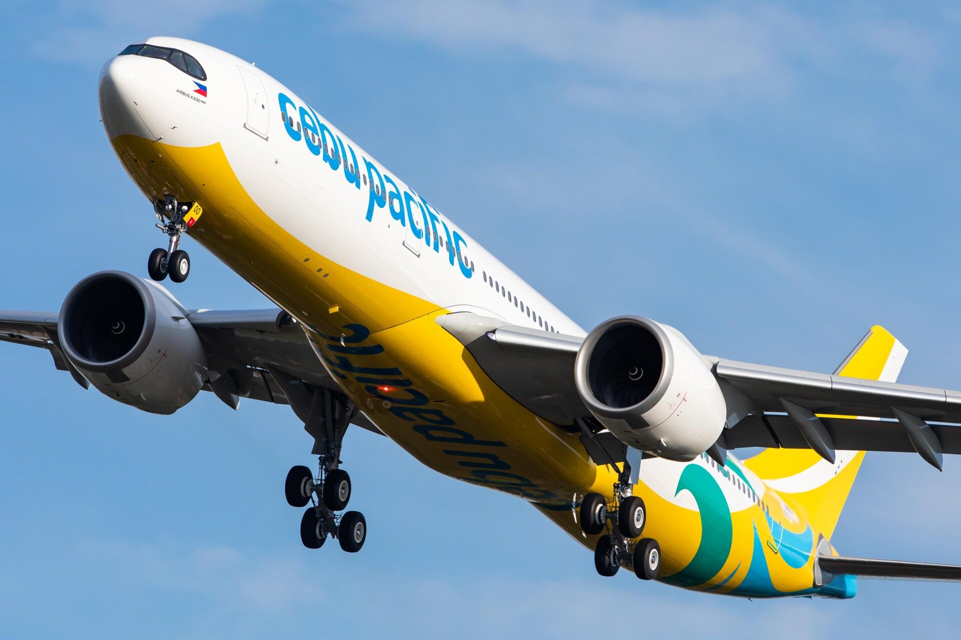 Cebu Pacific's 460 Seater Airbus A330neo Takes First Test Flight