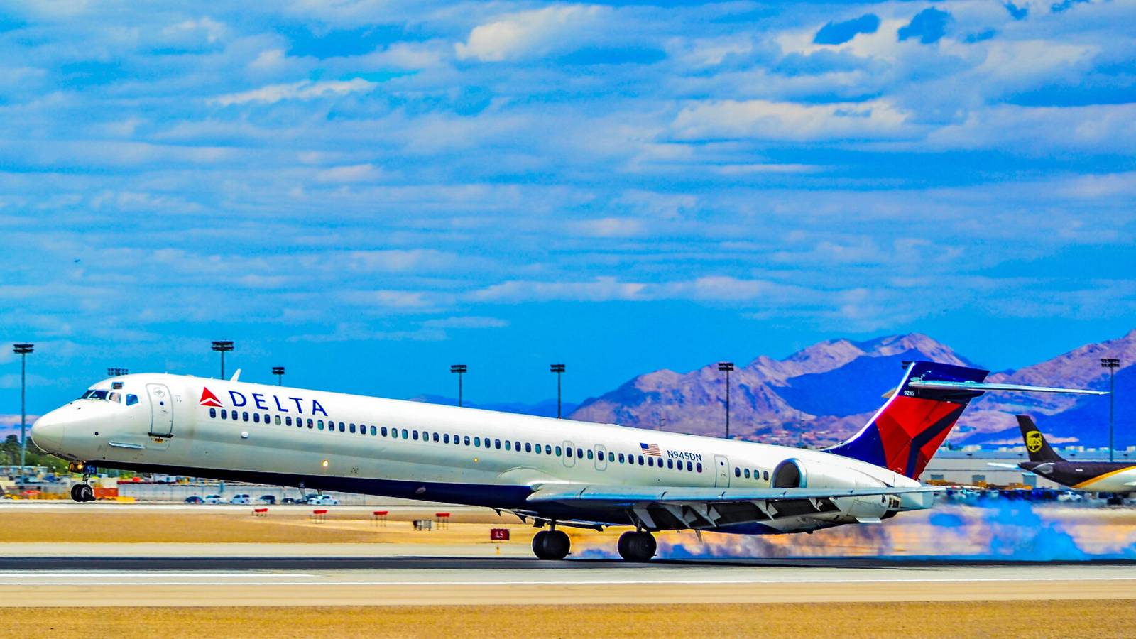 MD-88 And MD-90: Why Delta Was Key To The Mad Dog