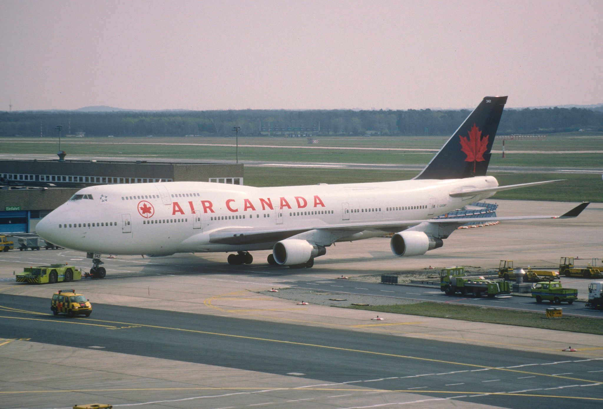 33 Years Of Service: Inside Air Canada's Boeing 747 Operations