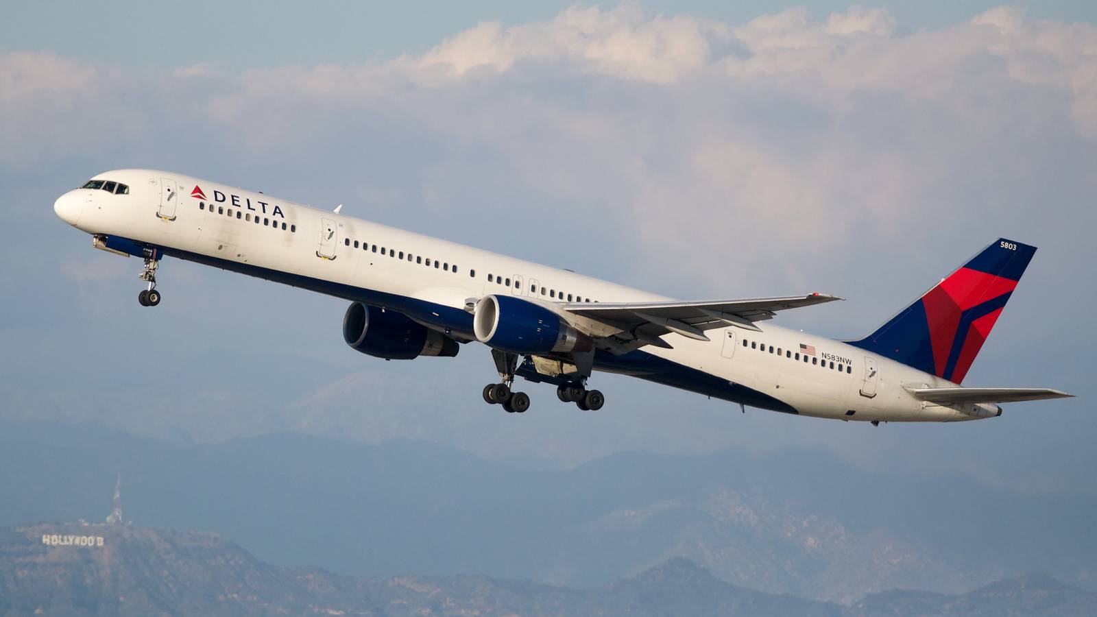 Flying Pencil: Inside Delta's Boeing 757-300 Operations