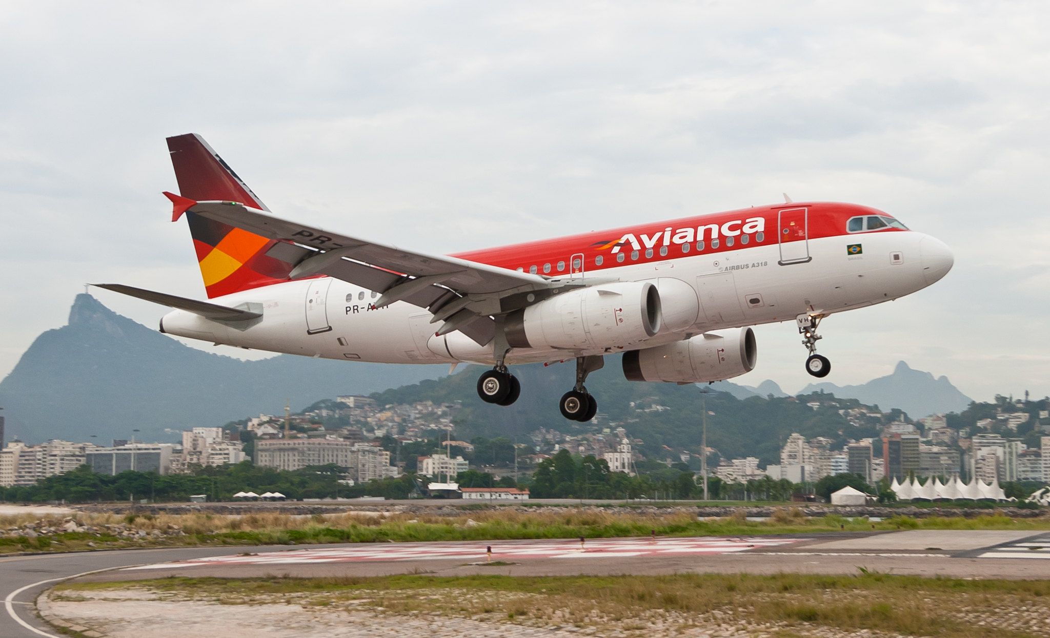 What Happened To Avianca's Airbus A318 Fleet?