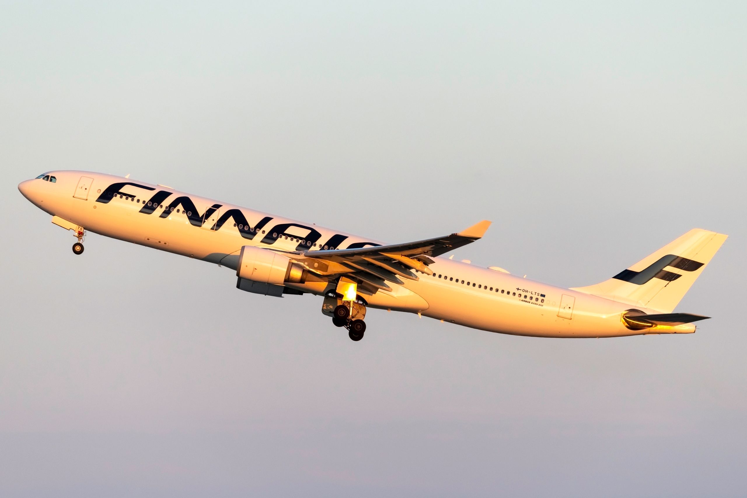 Finnair-Airbus-A330-302-OH-LTS