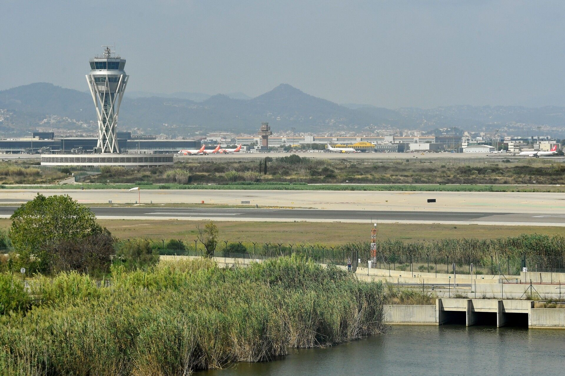 Barcelona Airport Is Set To Get A $2 Billion Expansion