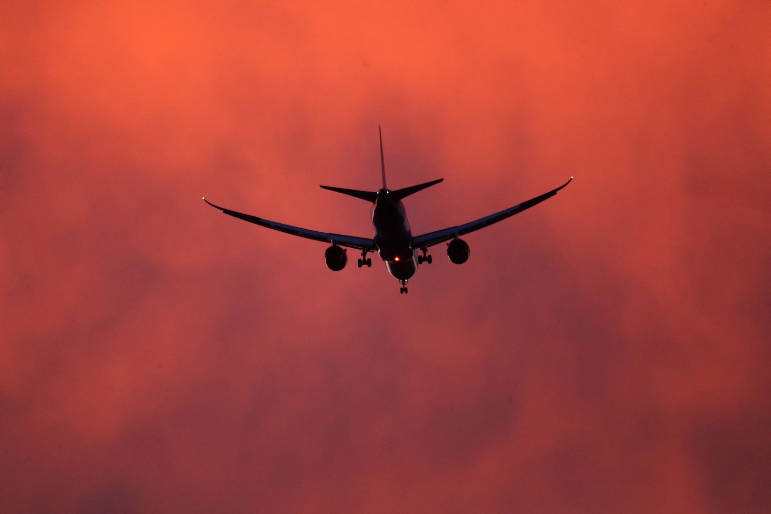 Bringing The Onboard Shopping Experience Online - OneFi From Inmarsat