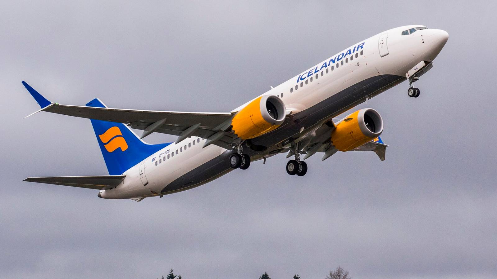 Icelandair Schedules 8 Hour Long 737 MAX 8 Flights
