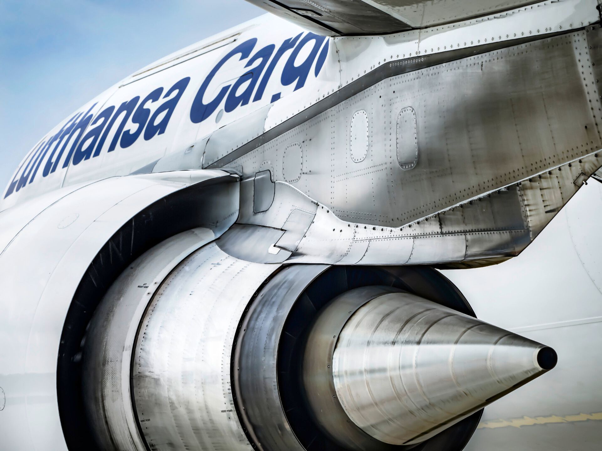 Soon To Be Retired: Lufthansa's Last MD-11F