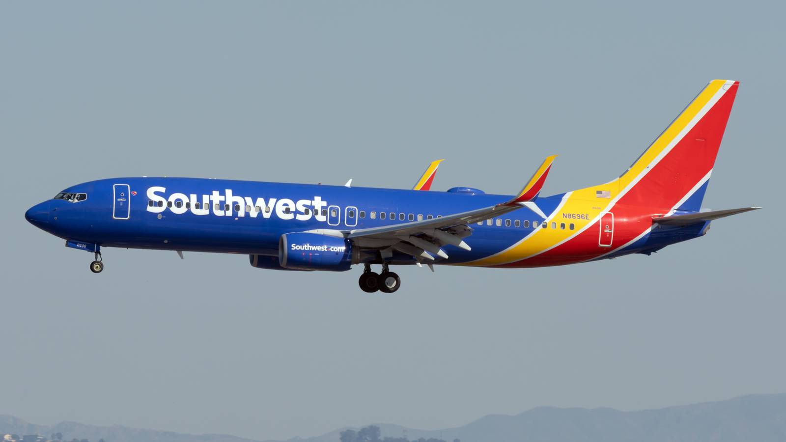 Southwest Airlines Will Not Bring Back Alcohol Until 2022