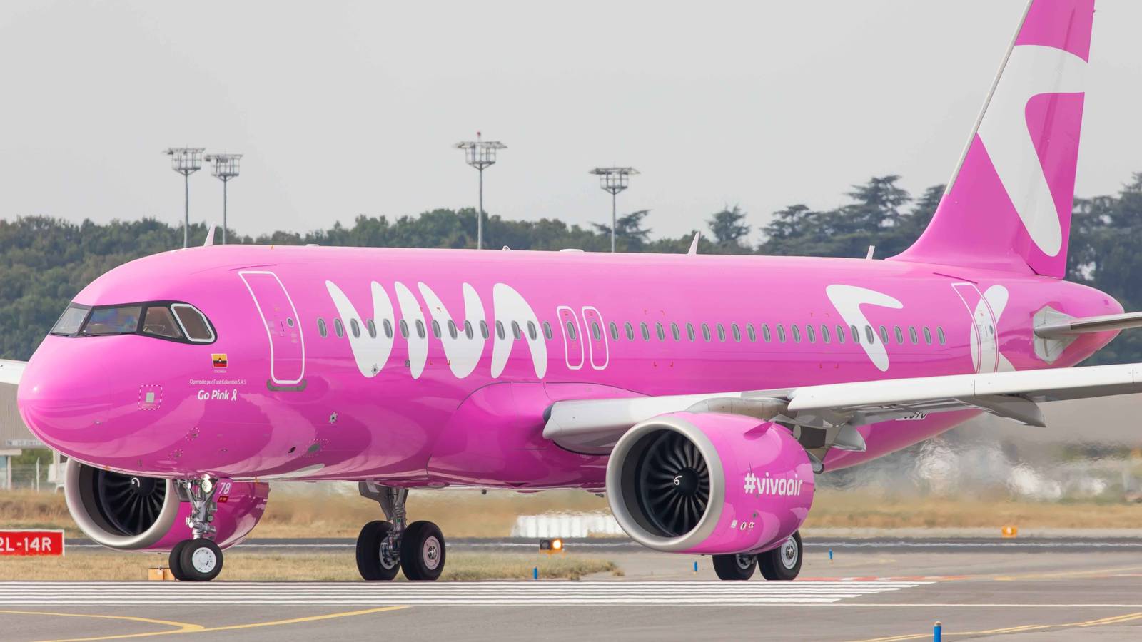 Stunning: Pink Viva A320neo Rolls Out Of The Paintshop