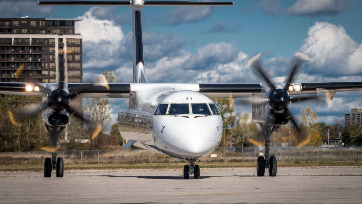 United Nations De Havilland Dash 8-400 Exits Runway In South Sudan