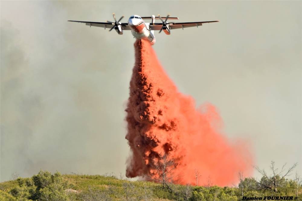 Canadian Firefighting Outfit Conair Purchases 7 Dash 8s