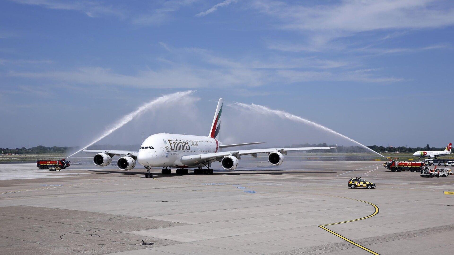Emirates Plans Two Daily A380 Flights To Dusseldorf