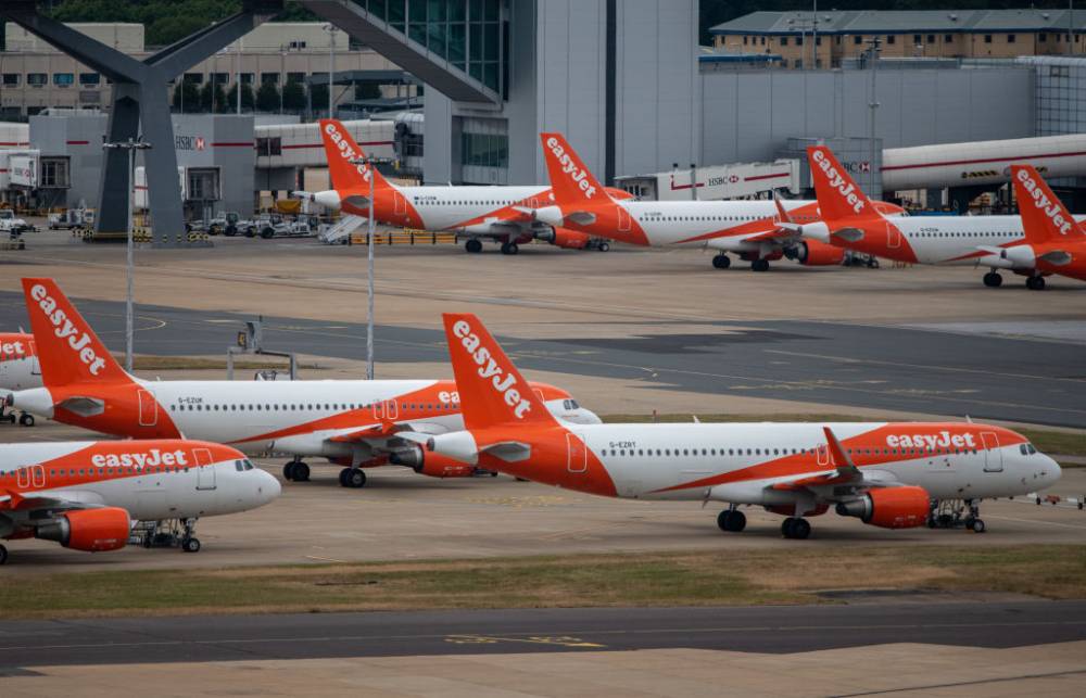 Flights Canceled At London Gatwick As Controllers Call In Sick