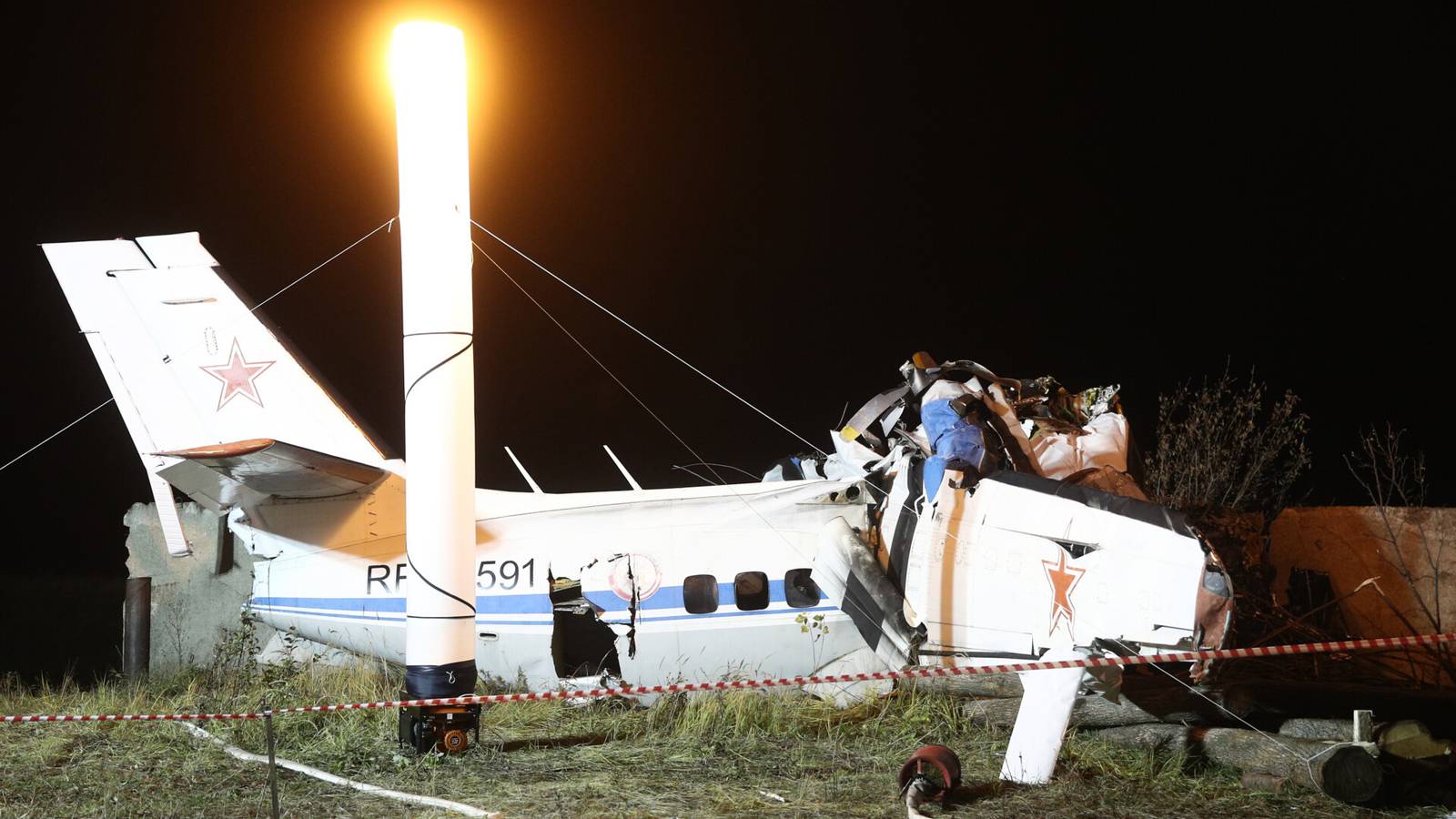 Let L-410 Turboprop Crashes In Russia With Fatalities