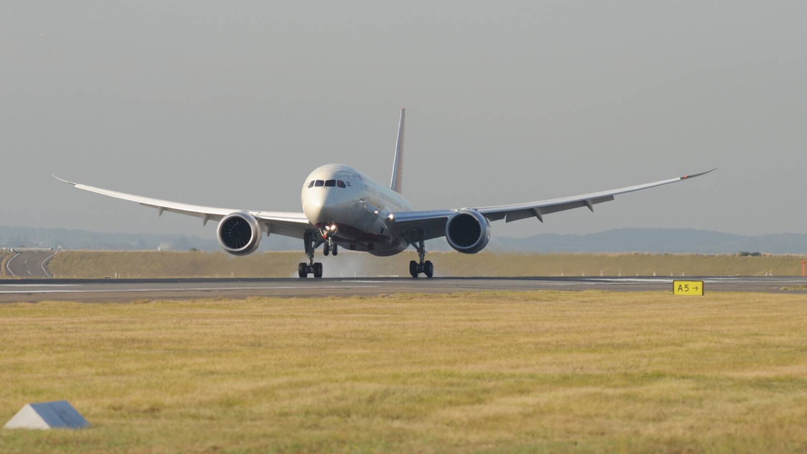 India Extends International Flight Ban Until February End
