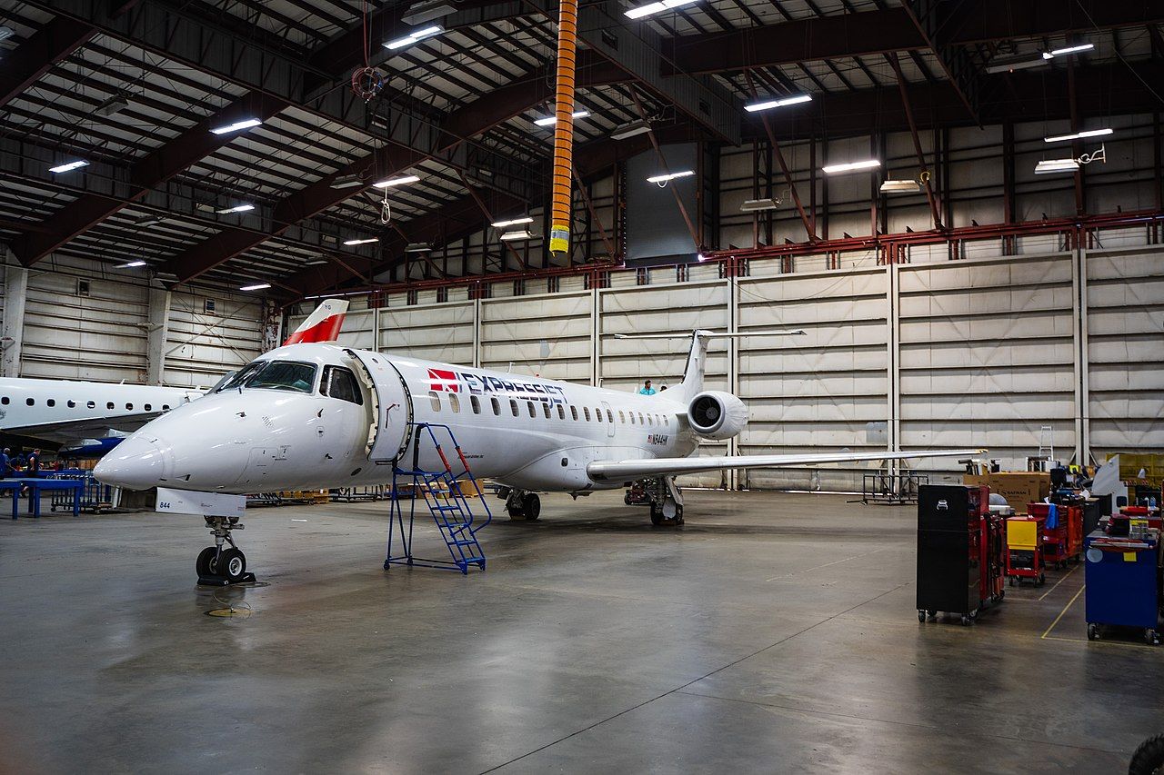 Aha! Another US Airline Startup Begins Flying