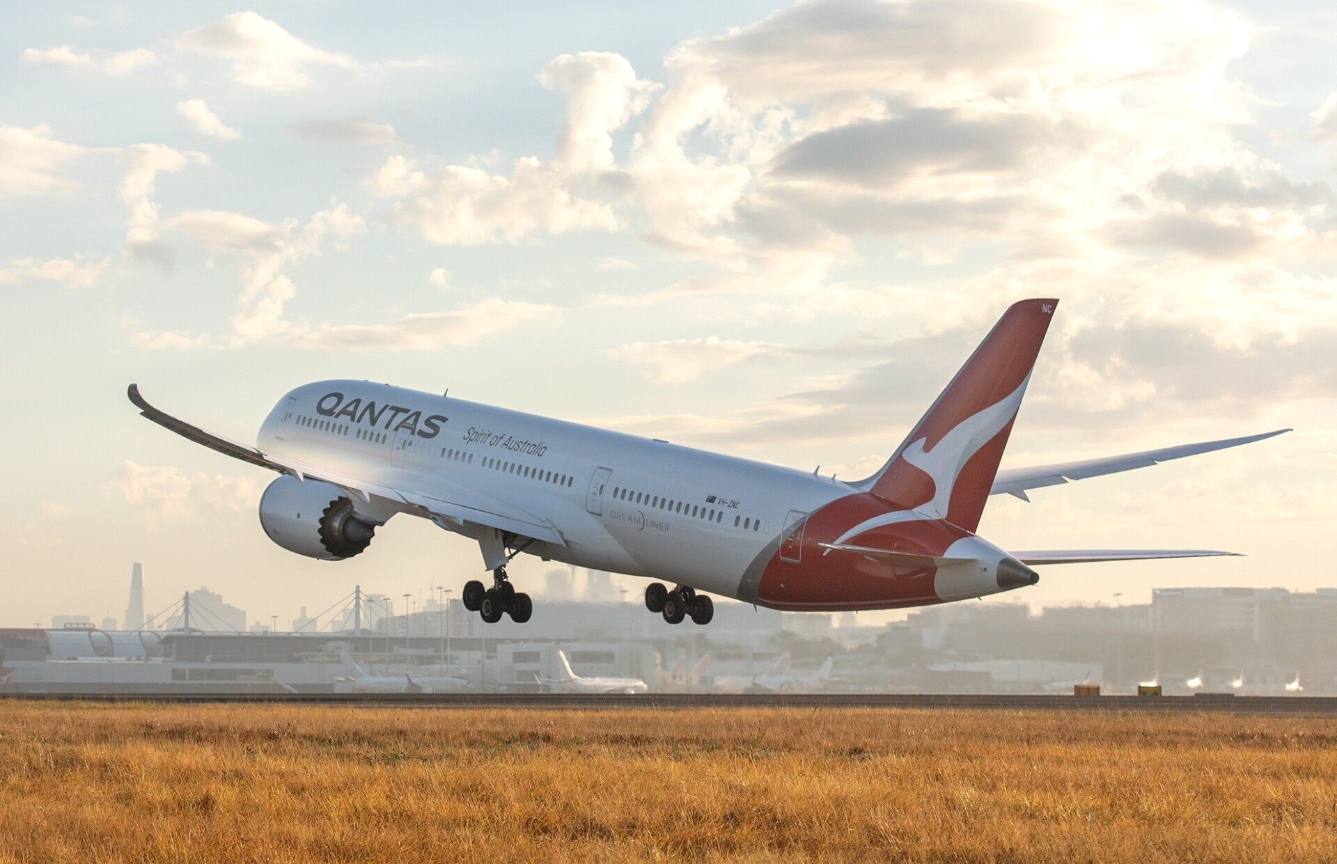 Qantas Plans Pop-Up Darwin Lounge Ahead Of International Restart