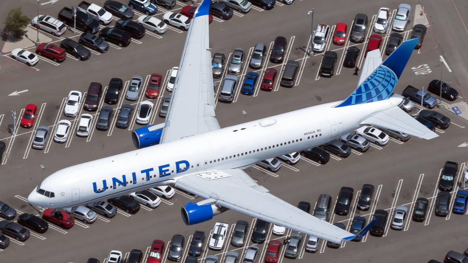 United Airlines: Transatlantic Bookings Are Going Up At Right Angles