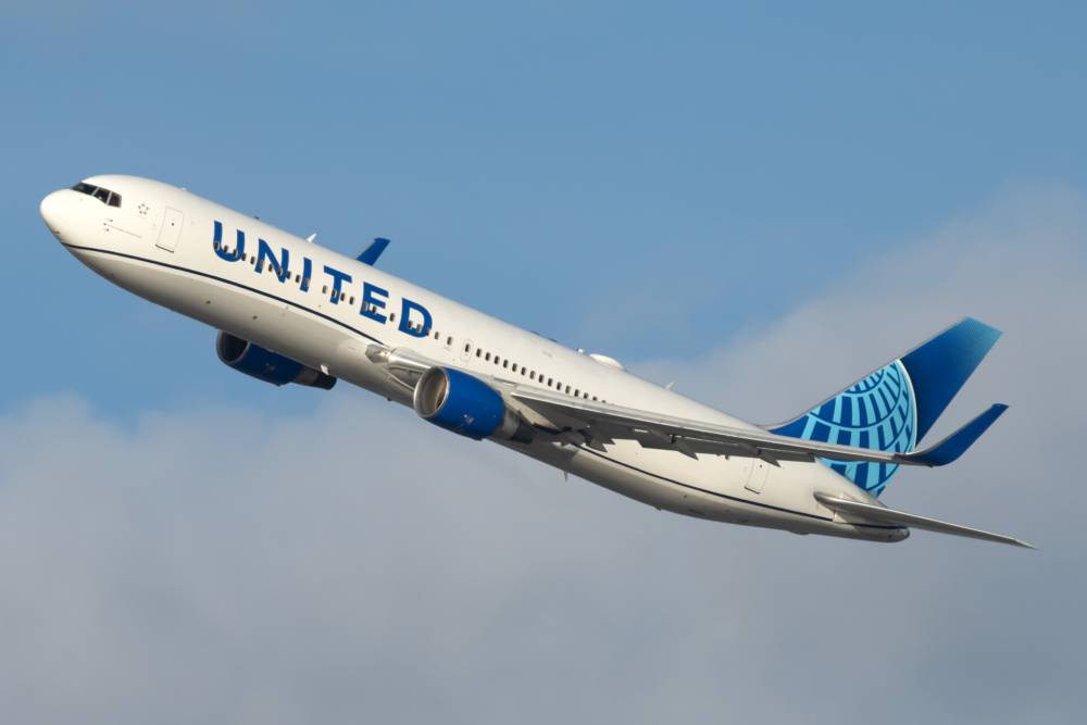 Huge: United Airlines Plans A Record Transatlantic Offering