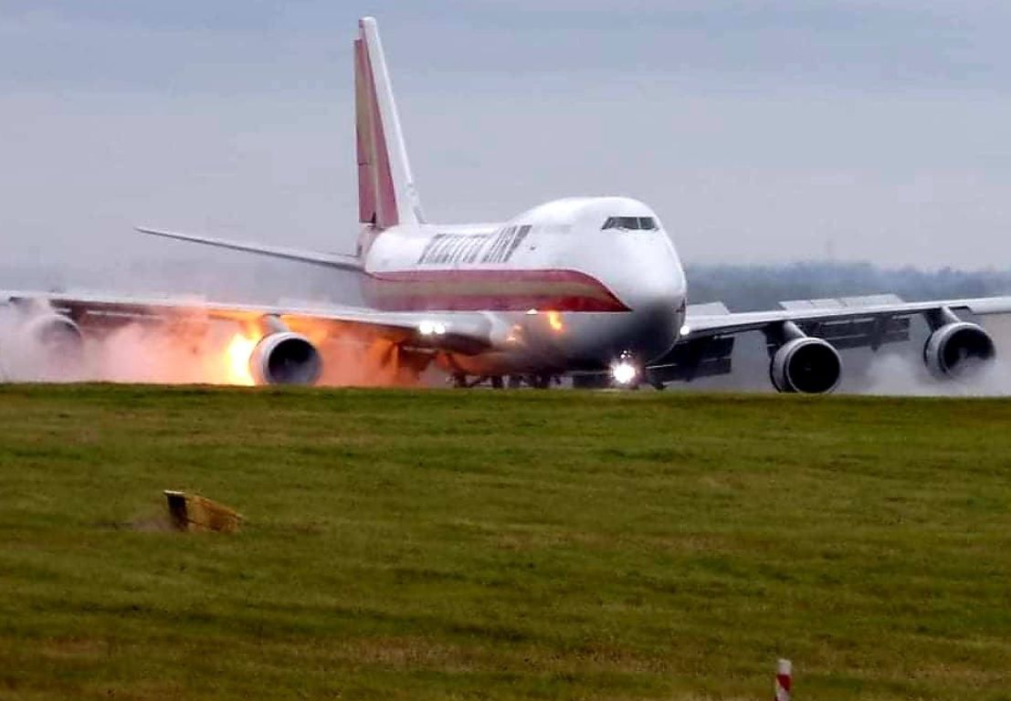 Kalitta Boeing 747 Sees Engine Flames At East Midlands Airport
