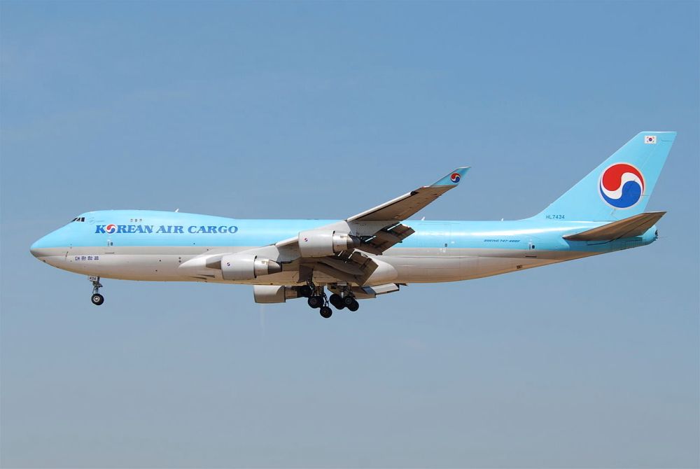 Korean Air's Boeing 747s Save Christmas With PS5 Flights To Heathrow