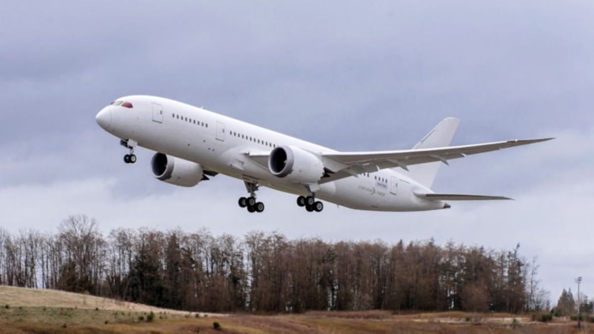 VIP Dreamliner: Crystal Luxury Air Sells Its Boeing 787-8