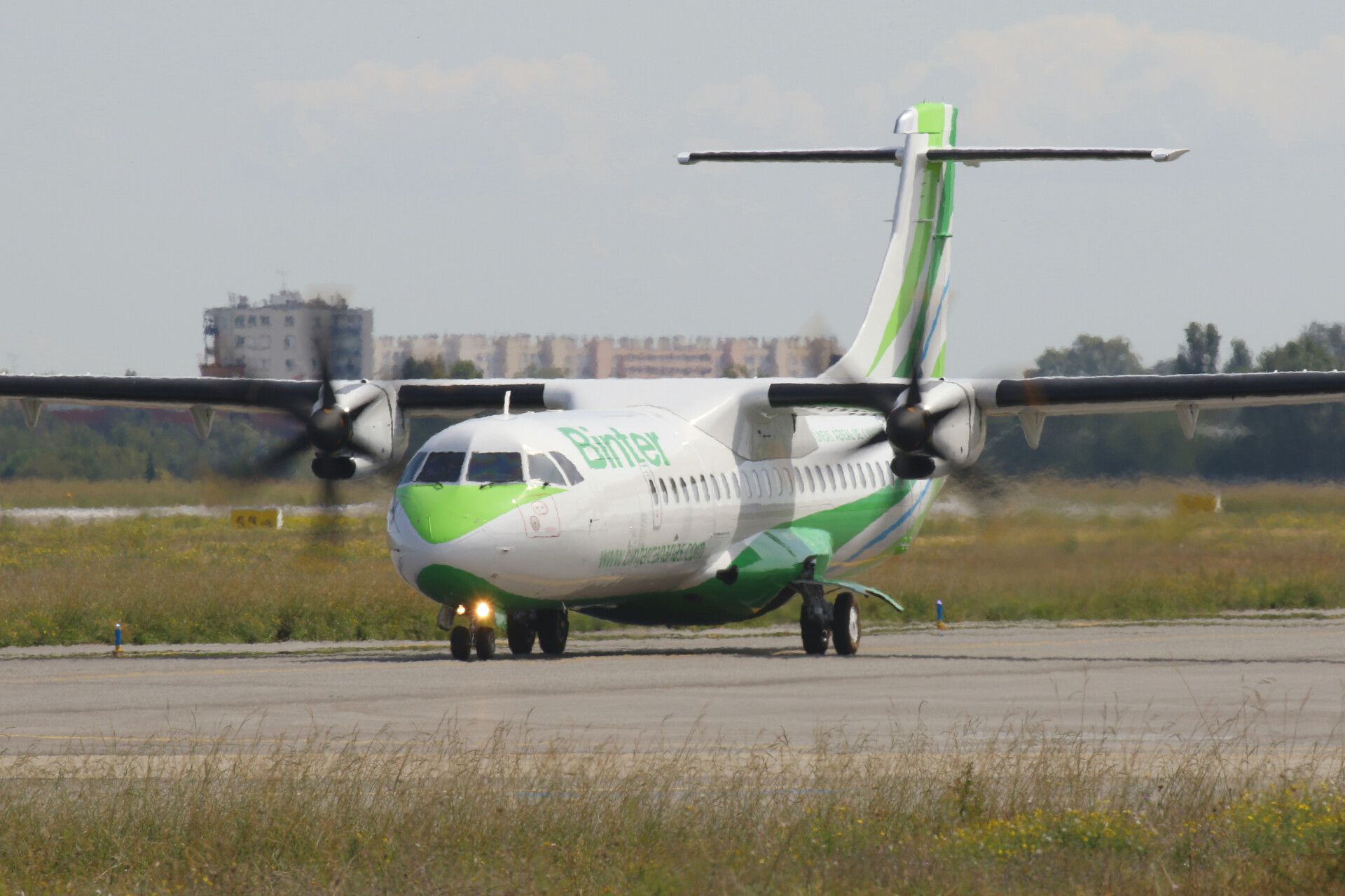 Binter Canarias Orders Four ATR 72-600 Turboprops