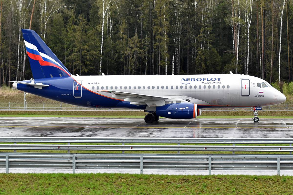Rare: Who Is Flying The Sukhoi Superjet 100?