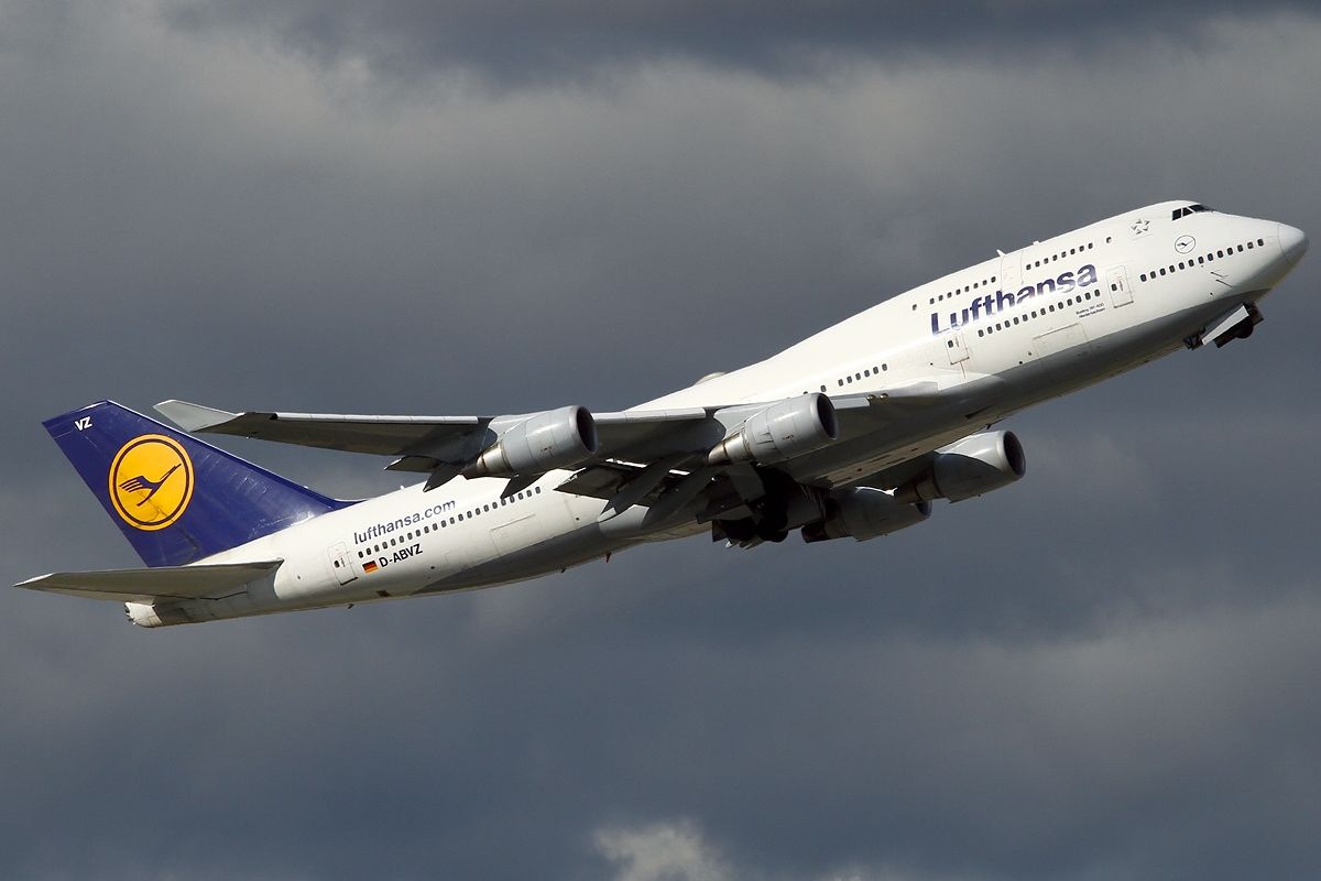One Of A Kind: The Only Route Served By The A380 & B747-400