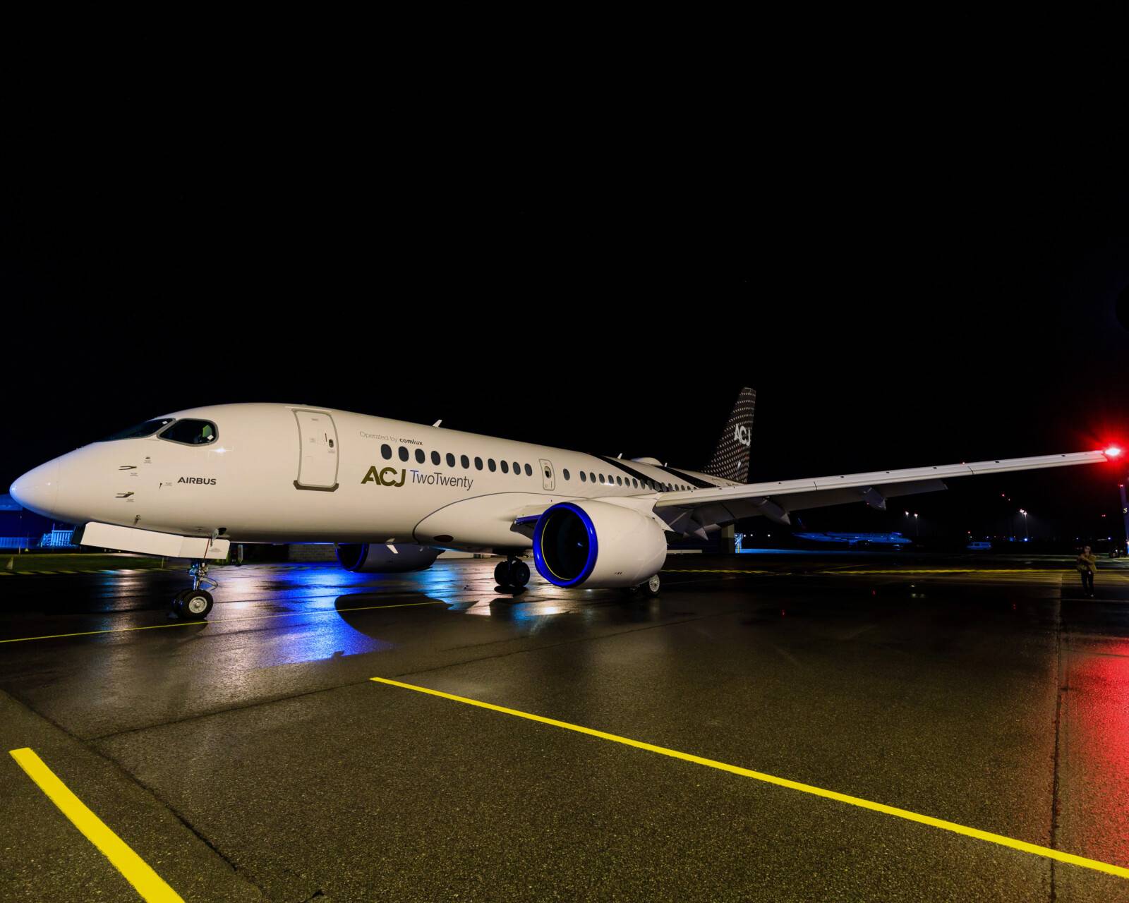 Private Jet: First Airbus ACJ220 Rolls Out Of Paintshop