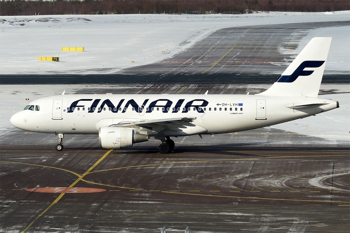 Winter Is Here: Finnair Airbus A319 Impacts Snowbank