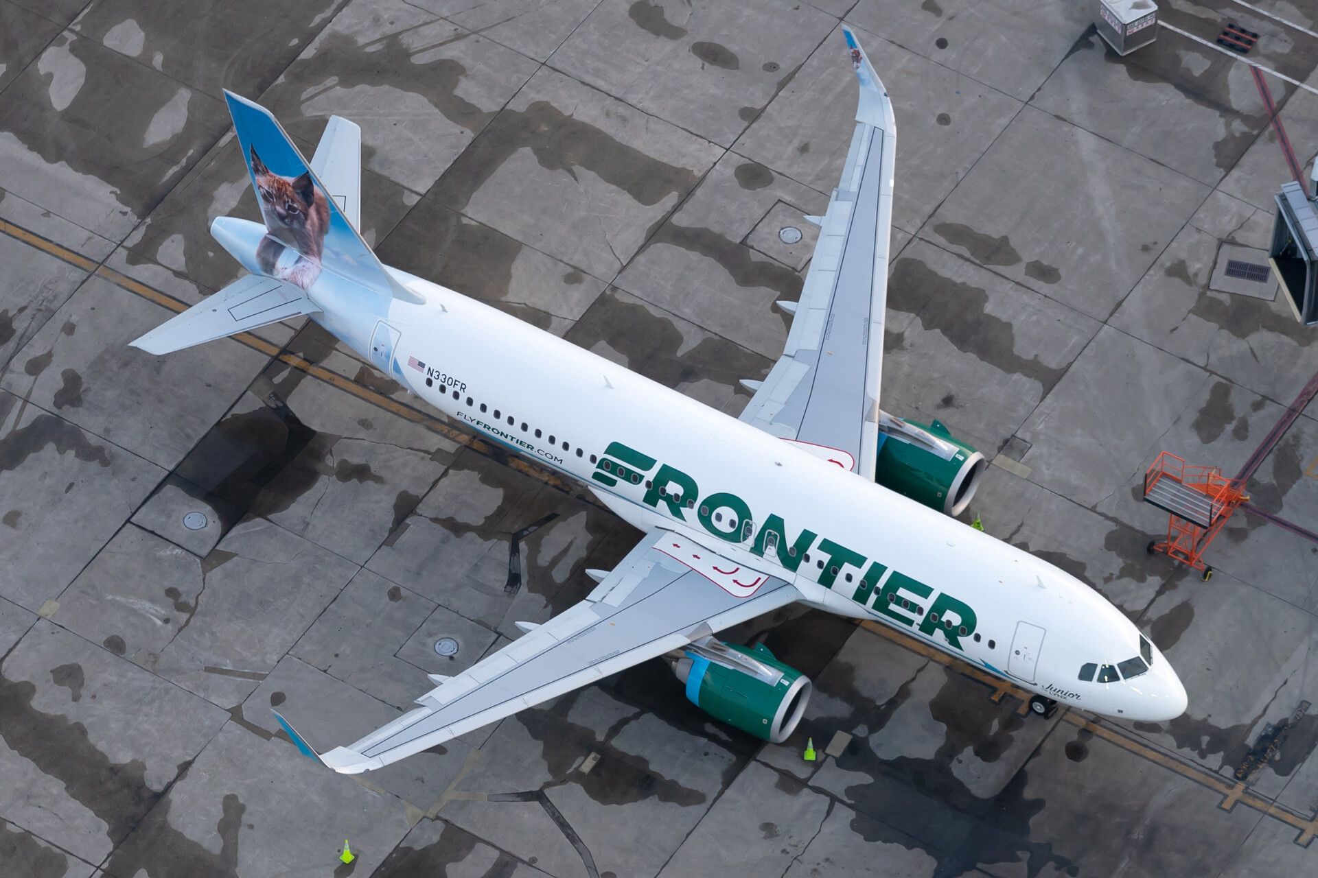 Frontier Returns To Chicago Midway And Houston Hobby