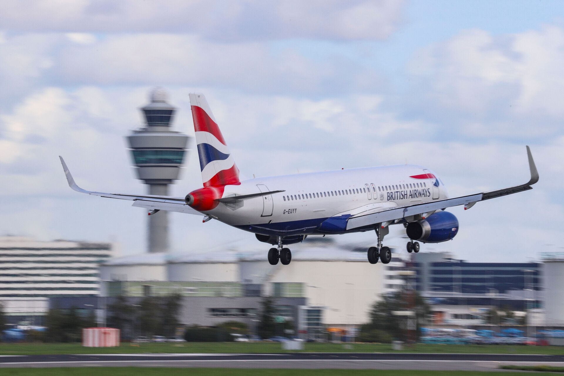 European Narrowbody Taxi Times Fall - But It Isn't All Good News