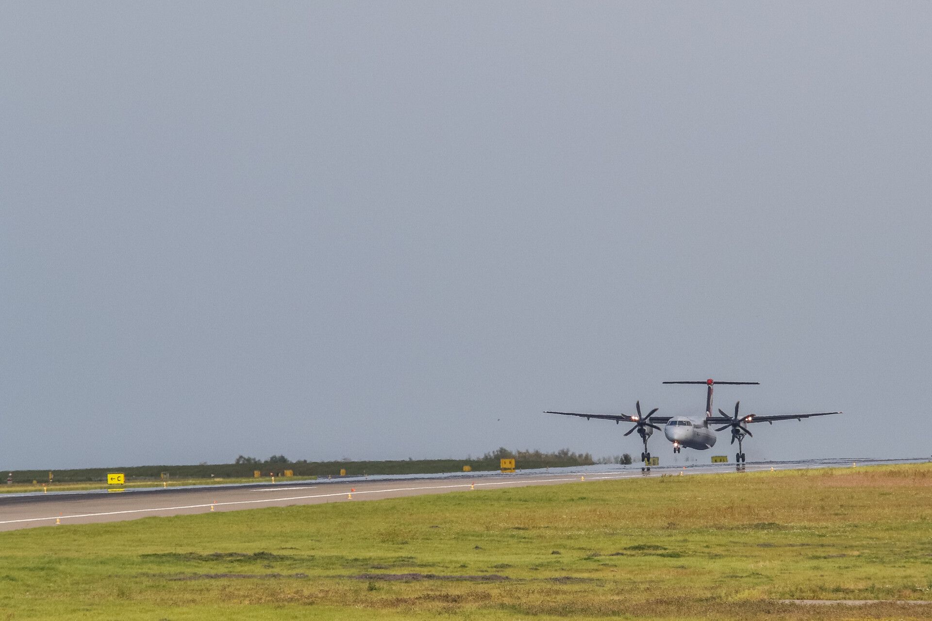 Air Vanuatu Boss Eyes Takeover Of Tonga's Only Airline