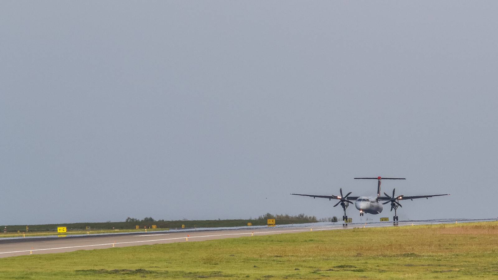 Air Vanuatu Boss Eyes Takeover Of Tonga's Only Airline